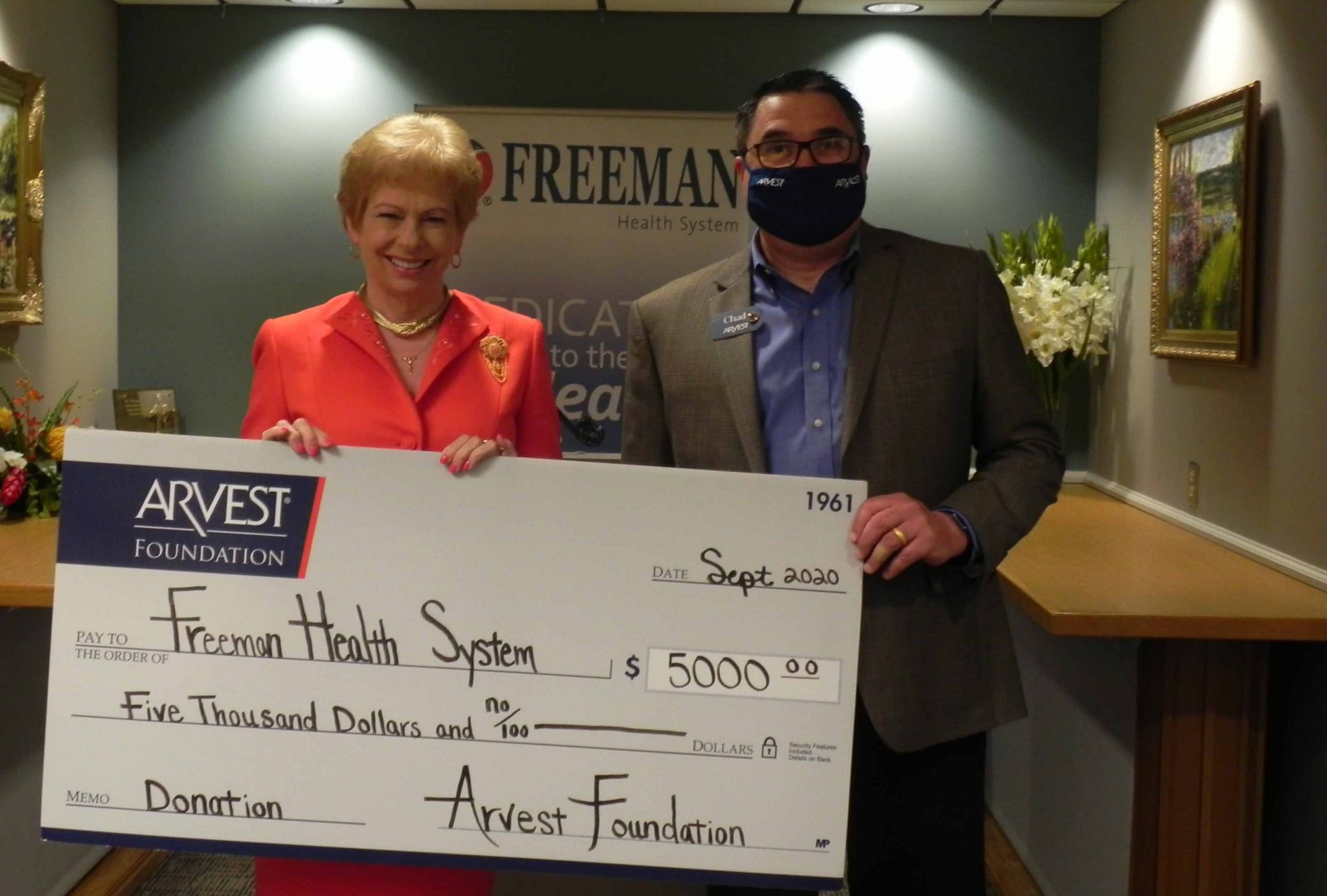 Arvest Bank Presents Freeman with Foundation Award Joplin Business