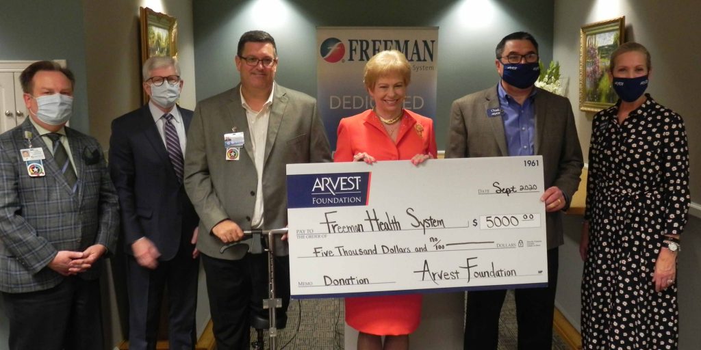 Arvest Bank Presents Freeman with Foundation Award