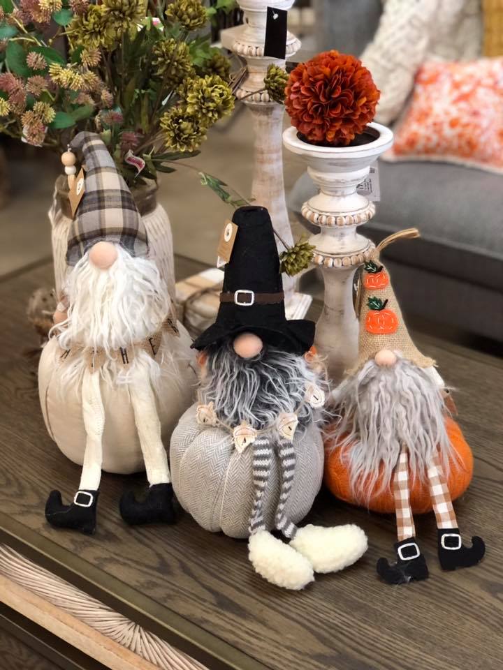 Miss Daisy's Home & Decor Co. Wants To Get You In The Fall Mood