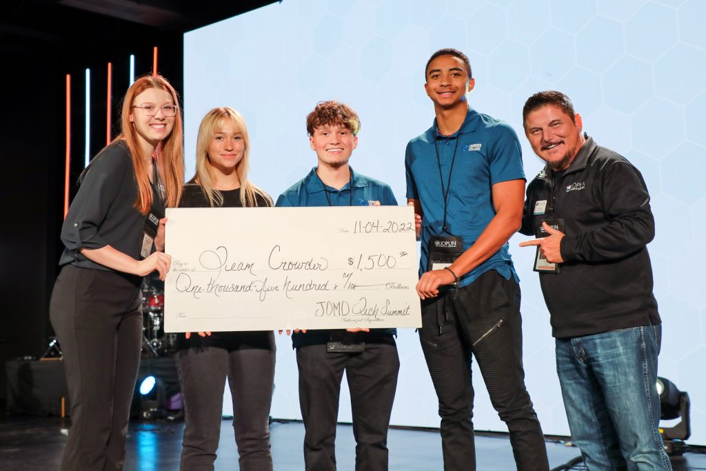 Crowder College Students Place First in Joplin Regional Innovation & Technology Summit's Pitch Competition