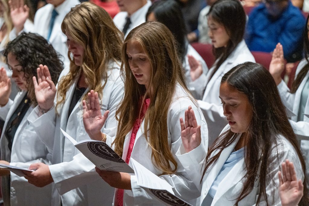 Kansas City University Welcomes New Dental Class with White Coat Ceremony