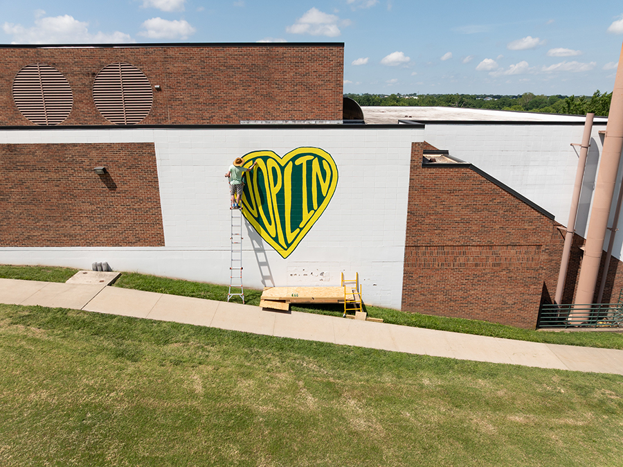 Missouri Southern State University Celebrates New Heart Joplin Mural